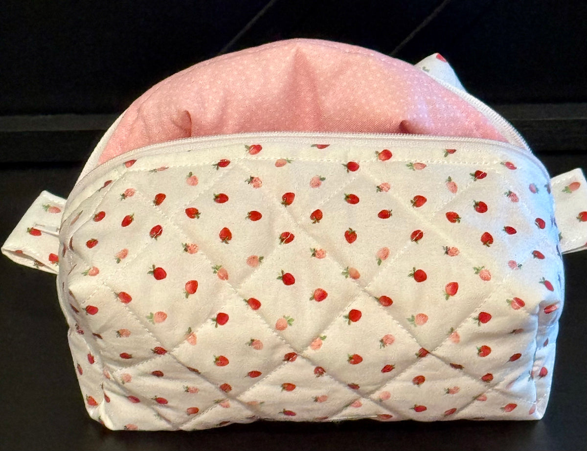 Makeup Bag - Sweet Mini Strawberry Cutie